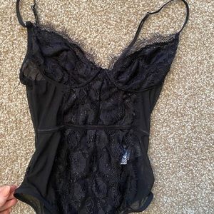 NWOT BLACK LACE BODYSUIT